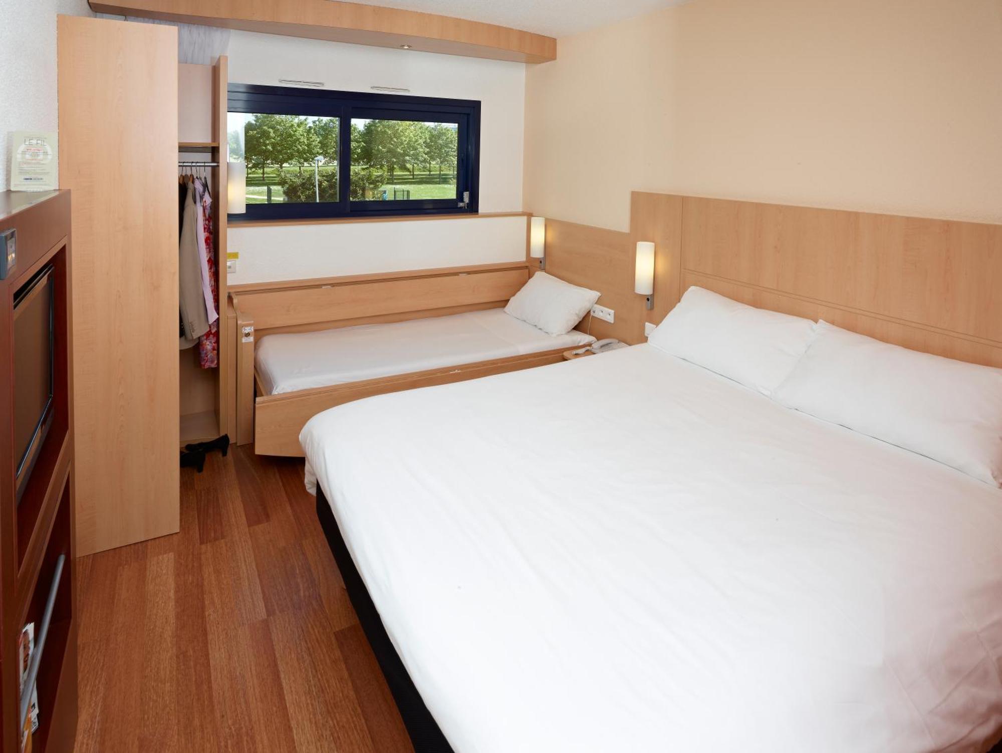 Ibis Site Du Futuroscope Hotel Chasseneuil-du-Poitou Ruang foto